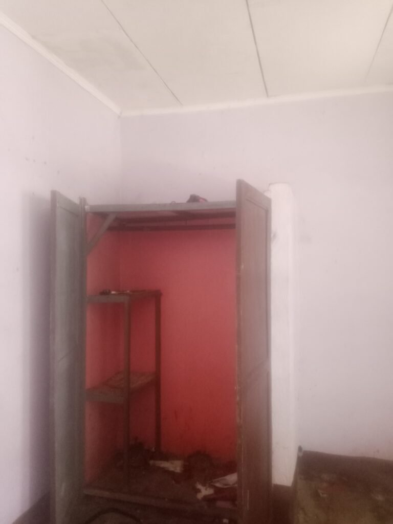room toilet for Rent in Tarred Malingo, Molyko, Buea