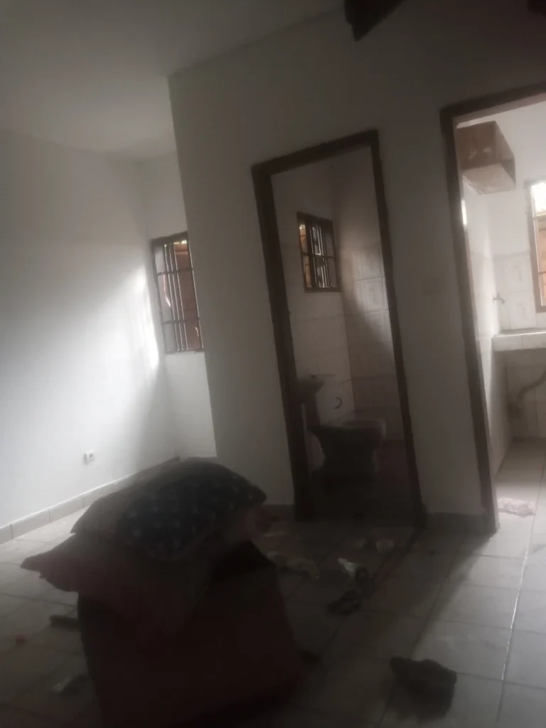 studio for rent in mayor street
