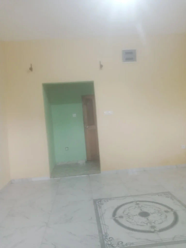 classic studio for rent in mayor street
